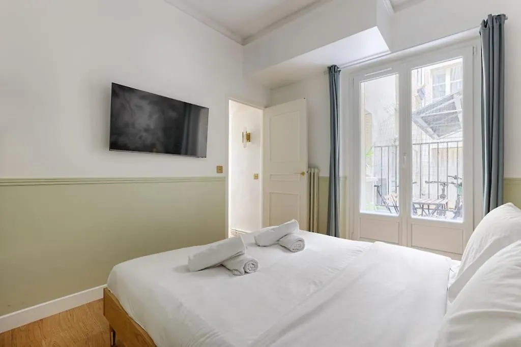 아파트 Mykeypers - Design & Cosy Flat 2br Center - Moulin Rouge