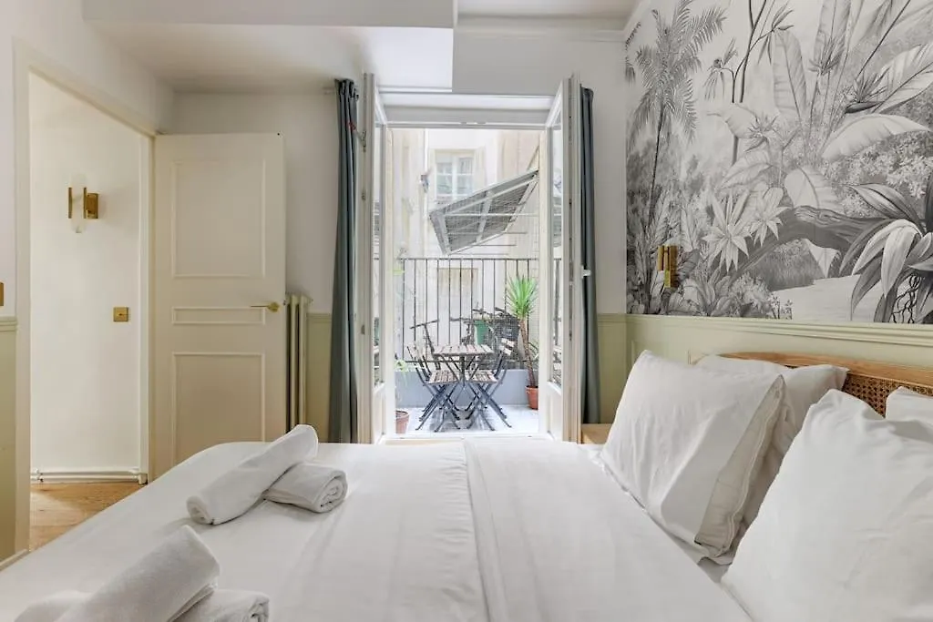 Mykeypers - Design & Cosy Flat 2br Center - Moulin Rouge *